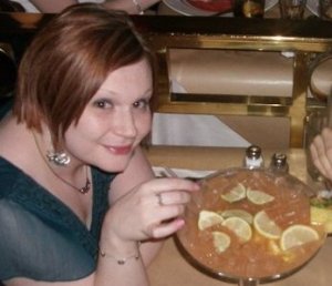 263364_2344679095550_2940363_n